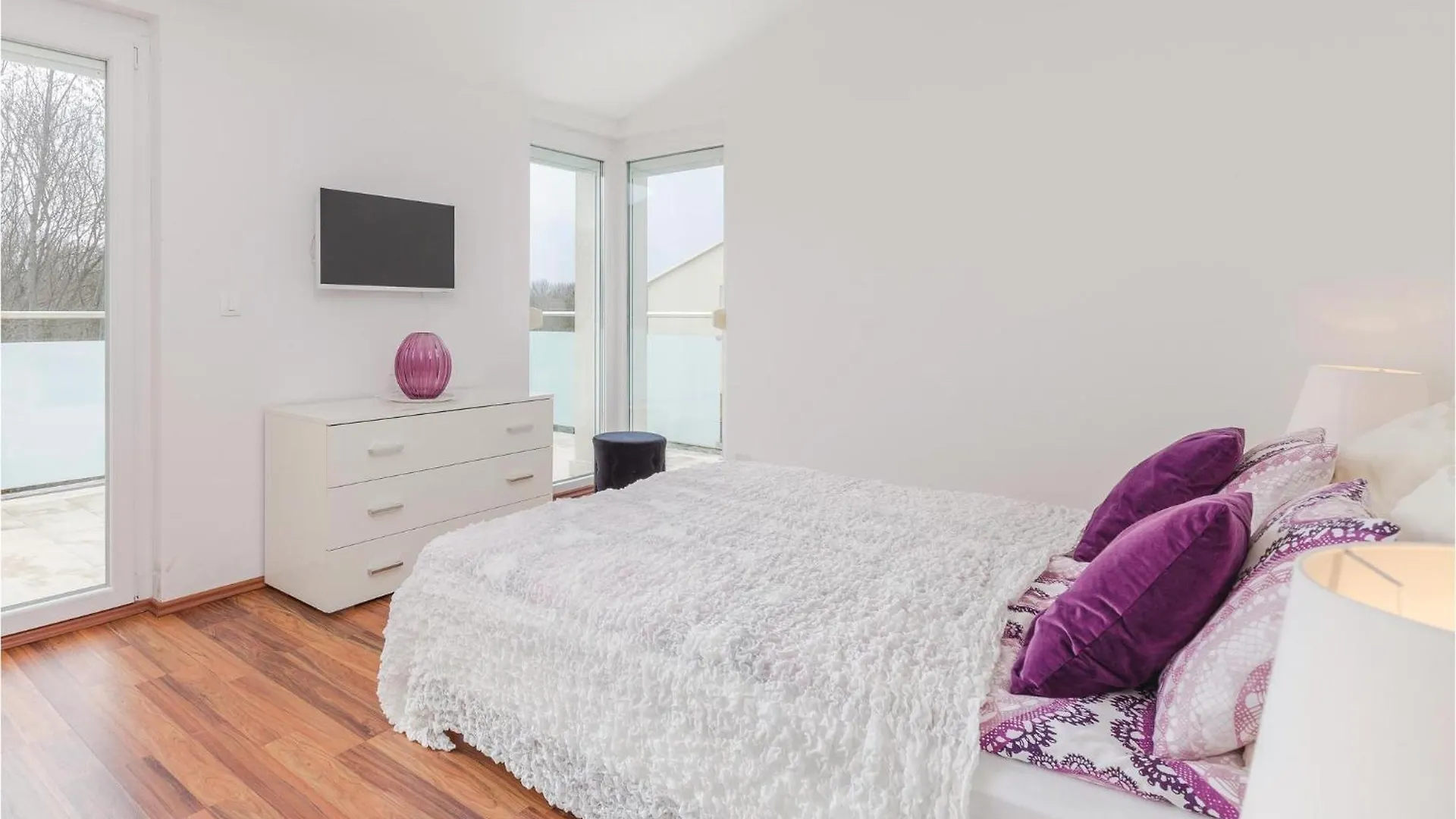 펜션 Lovely Home In Nedescina With Wifi